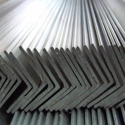 ângulo 1x1 de aço suave galvanizado laminado a alta temperatura ferro de ângulo galvanizado 2 polegadas