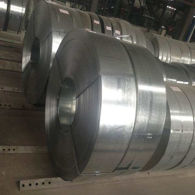 Lantejoula pequena de aço laminada a alta temperatura galvanizada da largura 100mm DX51D da tira Z30