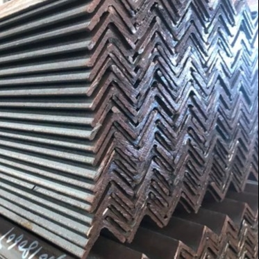 AiSi JIS galvanizou o ângulo galvanizado Q235 Q345B do mergulho quente do aço 6m 4.5mm do ângulo