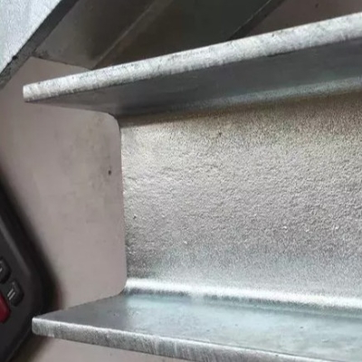 ISO9001 galvanizou-me irradia 48mm que de aço laminados a alta temperatura DX54D Z275 galvanizou feixes do metal