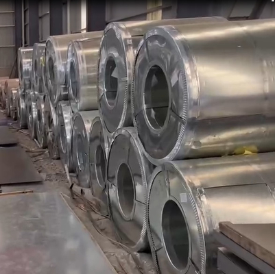 Borda cortada 600mm regular galvanizada mergulhada quente da lantejoula da bobina do SOLDADO completamente duramente