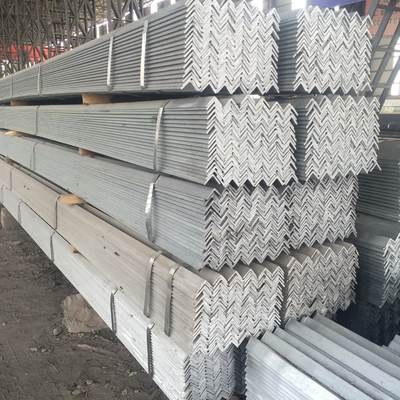Quente Q235 Q345 aço galvanizado ângulo igual material de construção boa estabilidade
